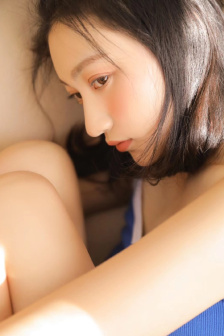 女生极限憋尿故事